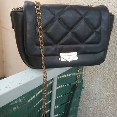 Sac à main avec chaîne 